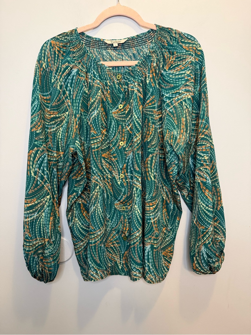 Tucker 100% Silk Smocked Neck Green Abstract Blouse Large Quiet Luxury